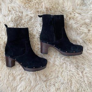 Clarks Suede Clog Boots size 7.5